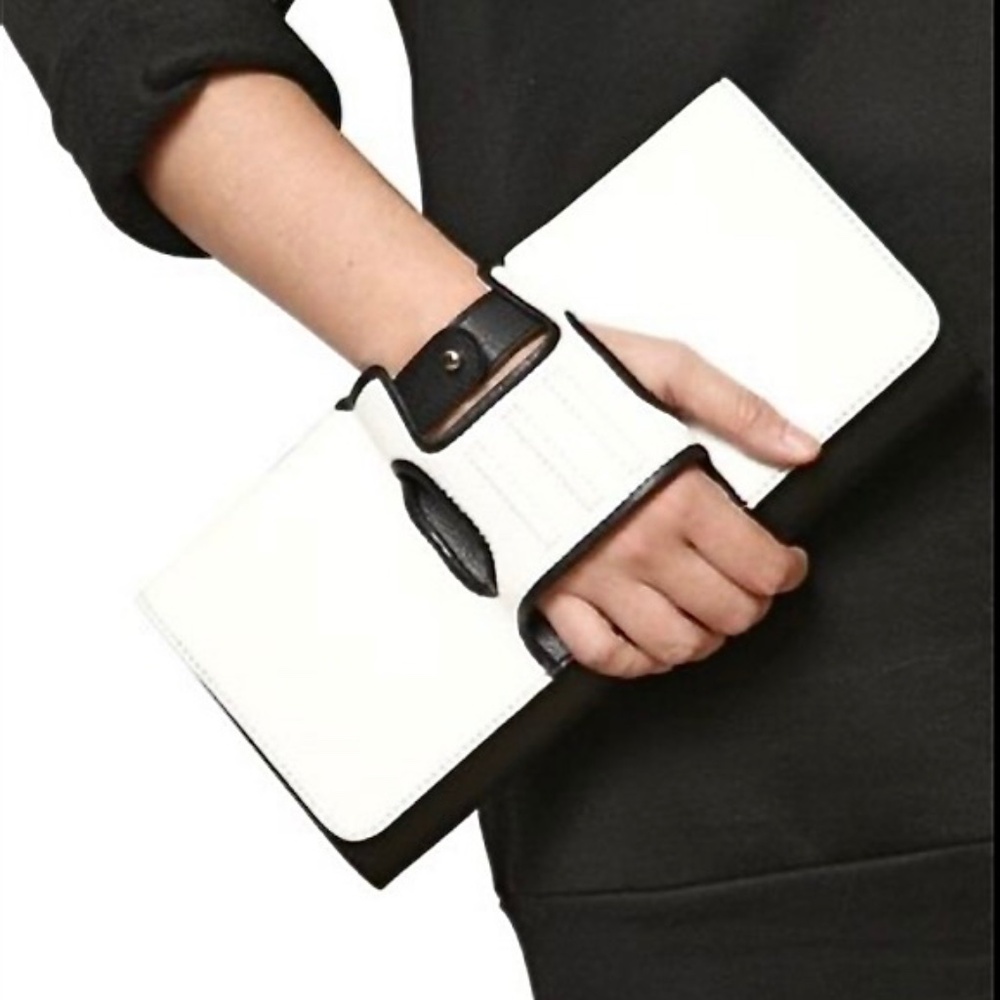 Perrin Paris Black And White La Newyorkaise Glove Clutch - Picture 6 of 13